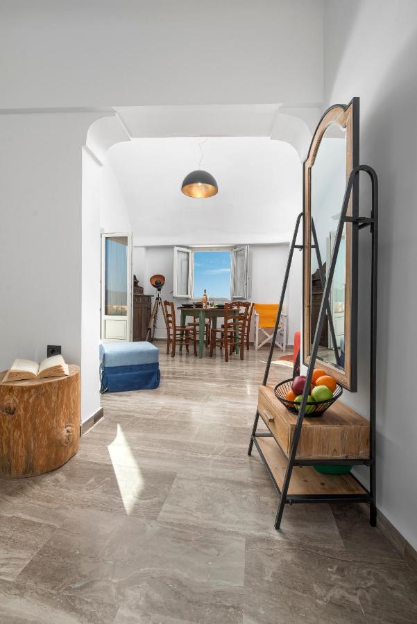 Sole D'Oro Sunset & Caldera View Grand Suite Иа Екстериор снимка